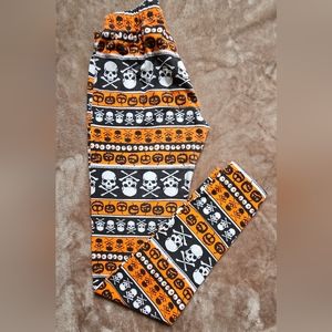 No Boundaries Halloween leggings. Size S